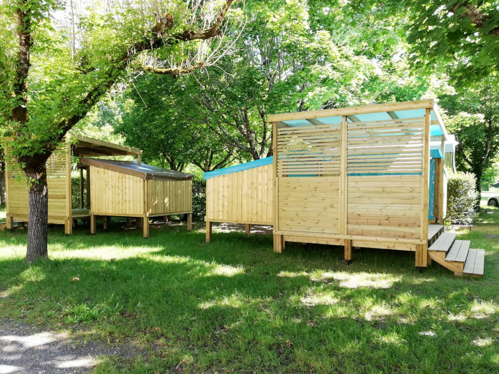 Cop Camp un hébergement en bois pour des espaces ludiques