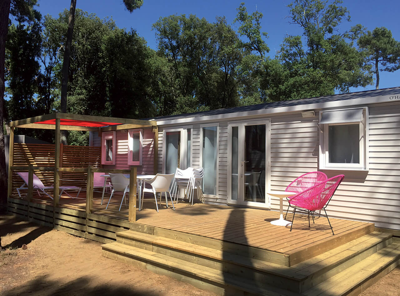 terrasse demi-couverte avec ombrage